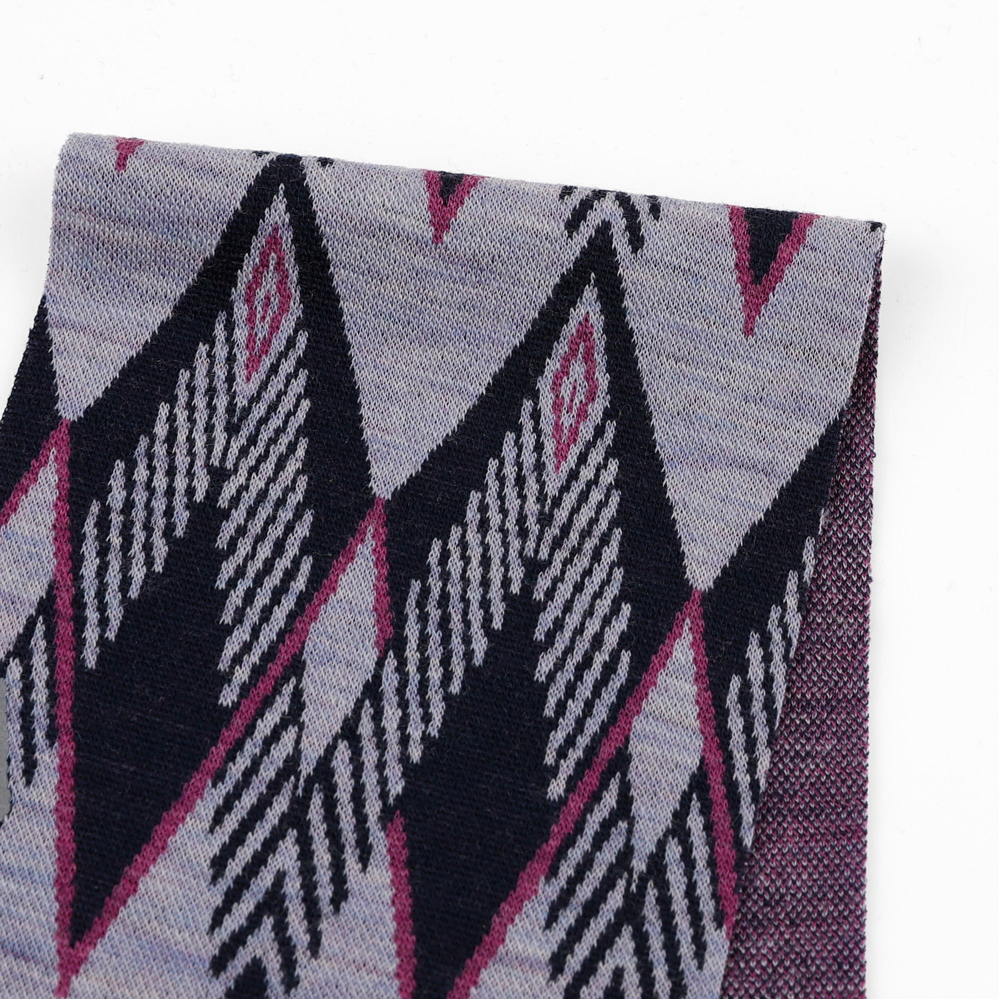 Deco Diamonds Merino Jacquard - Wisteria