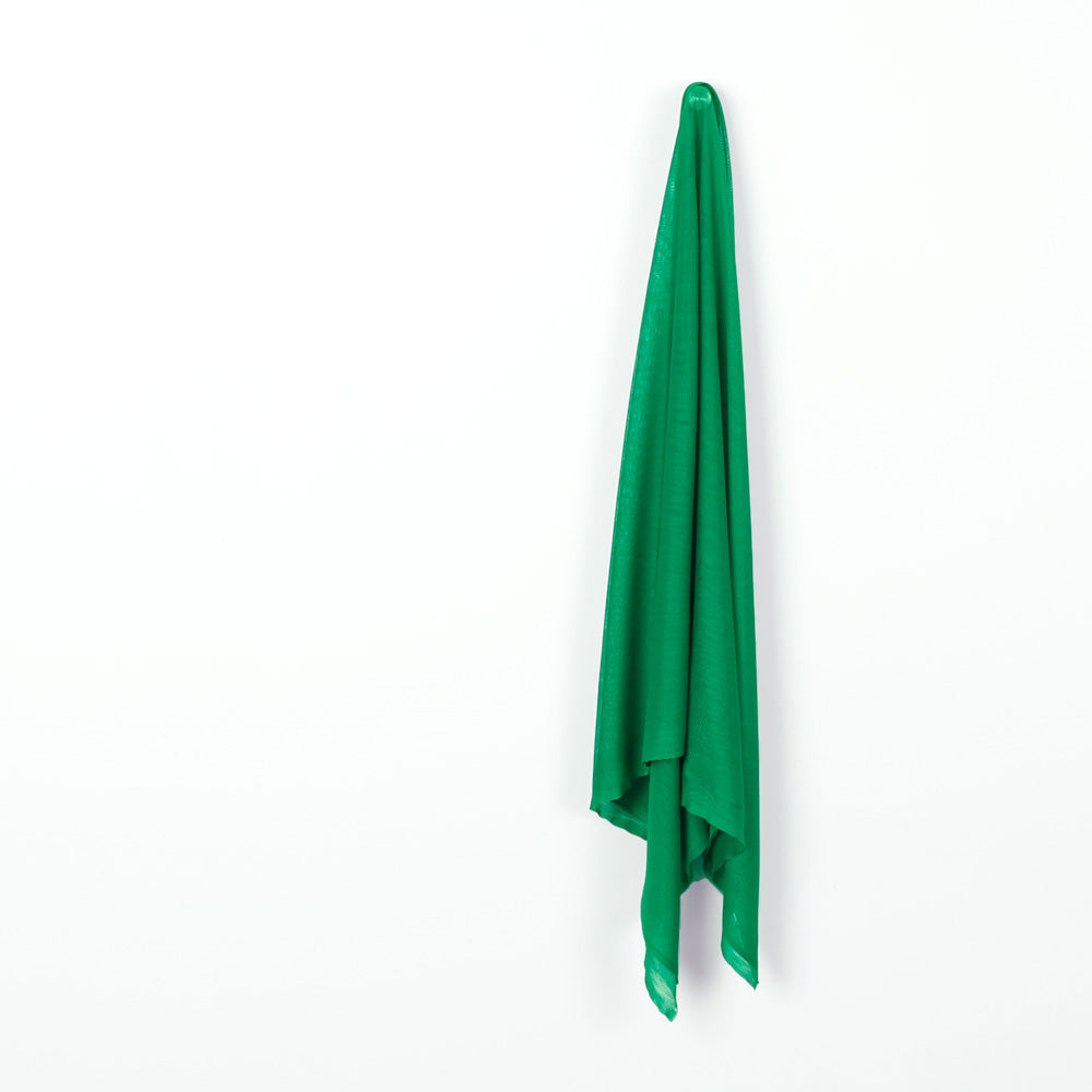 Silk_Tulle-Emerald-Hang.jpg