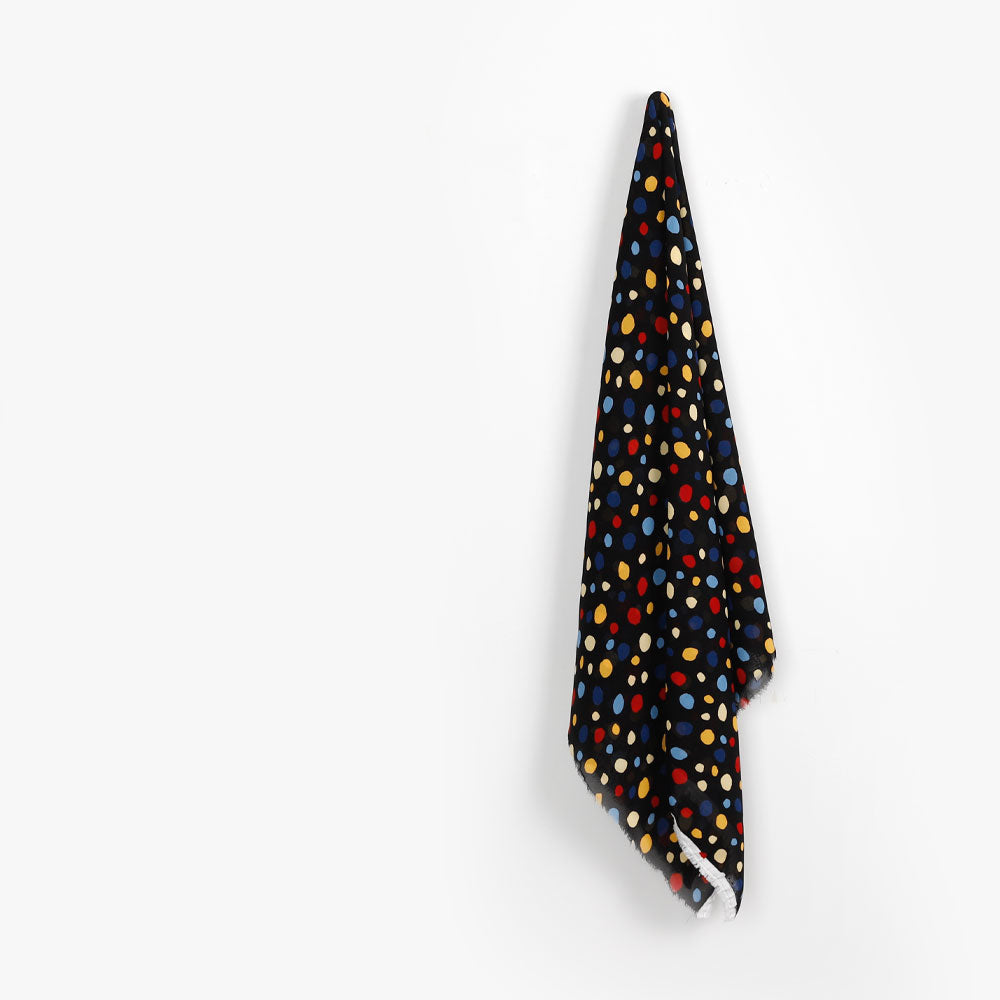 Viscose_Crepe_Primary_Spots_Hang.jpg