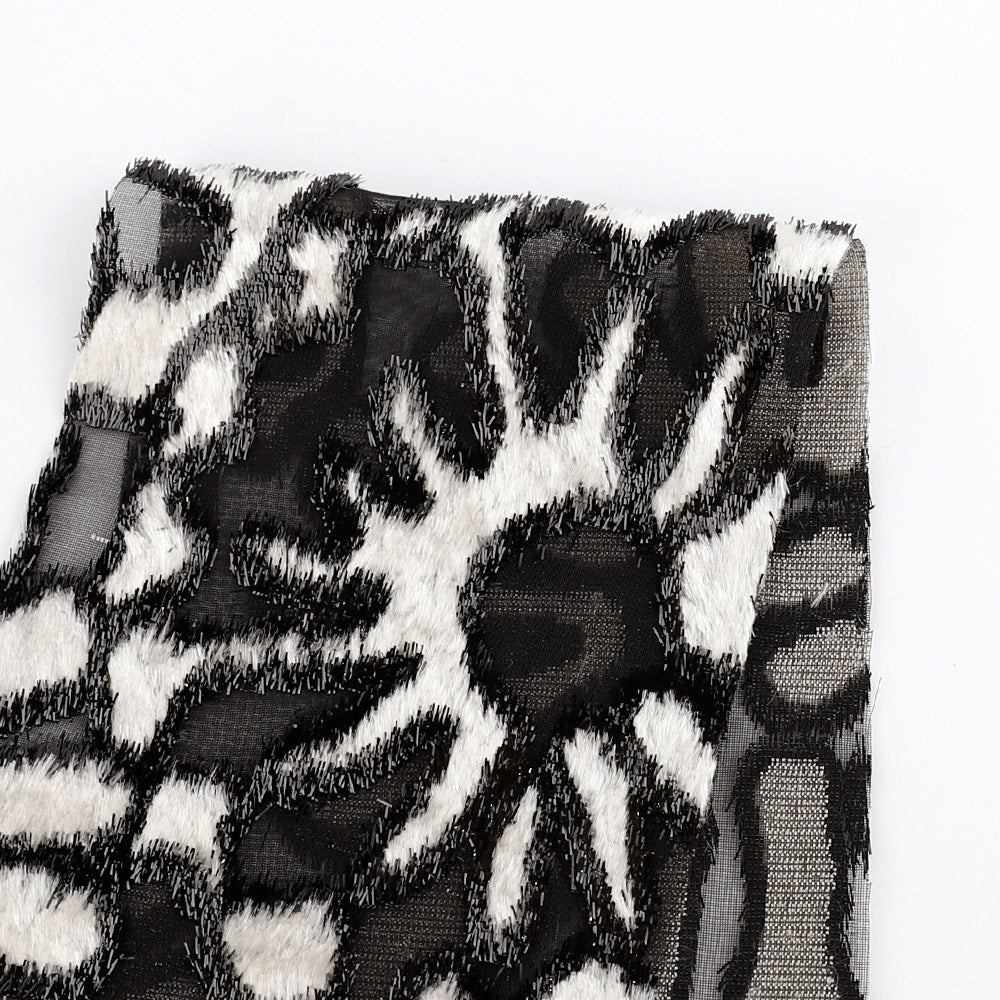 Aster Devoré Velvet - Ivory