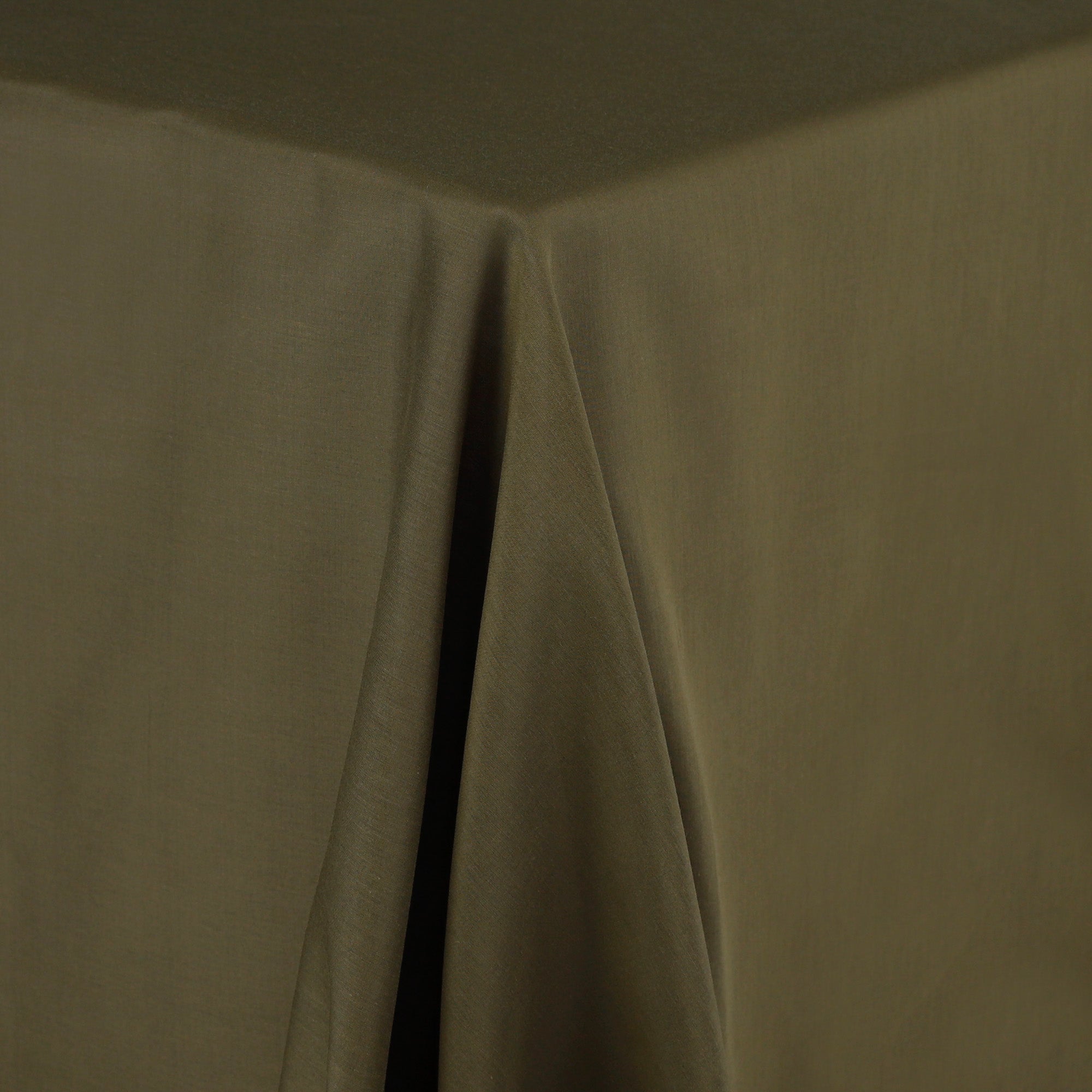 17_Drape_870eb7a5-f01e-4086-91ee-52cdc74aed20.jpg