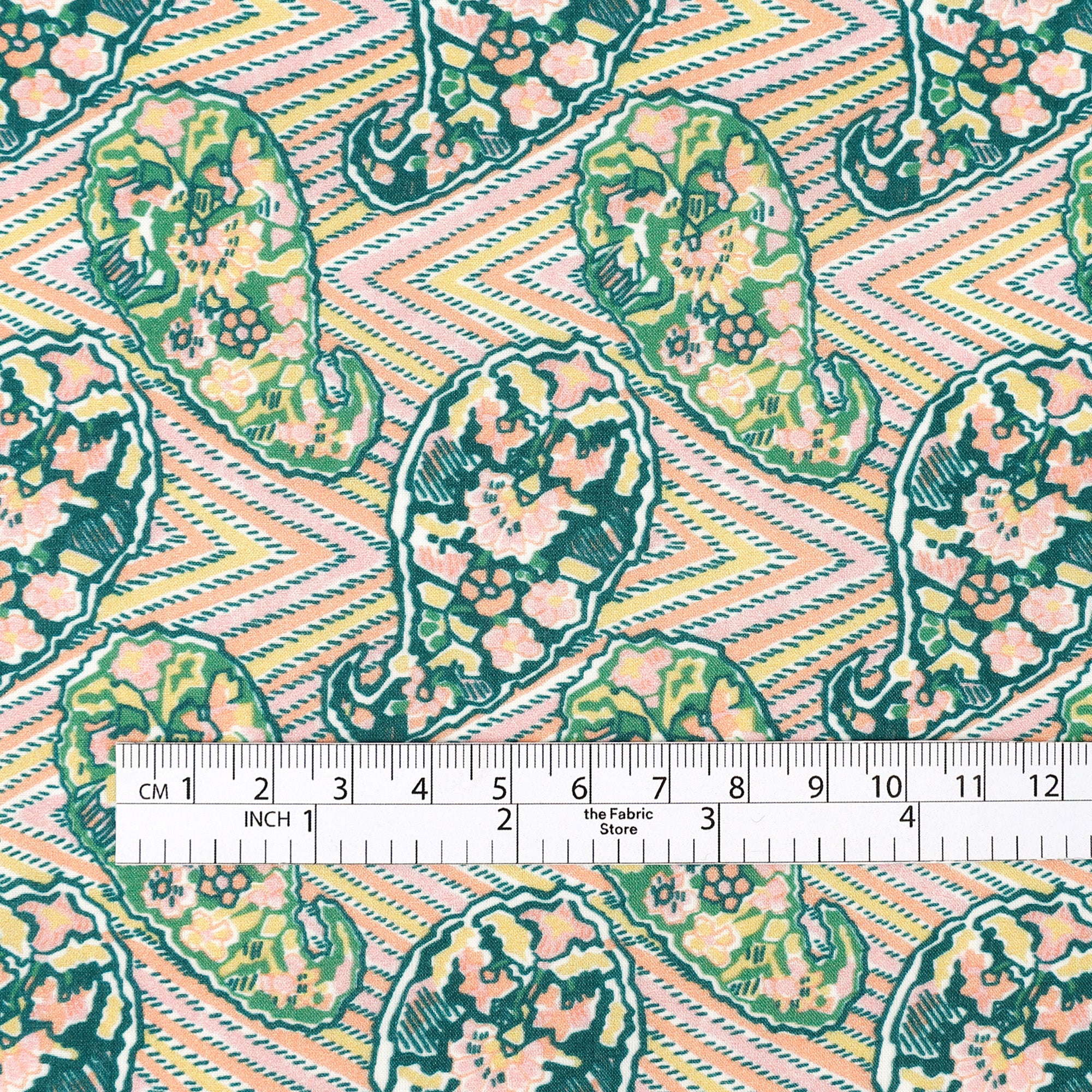Liberty Organic Tana Lawn - Zig Zag Paisley/C