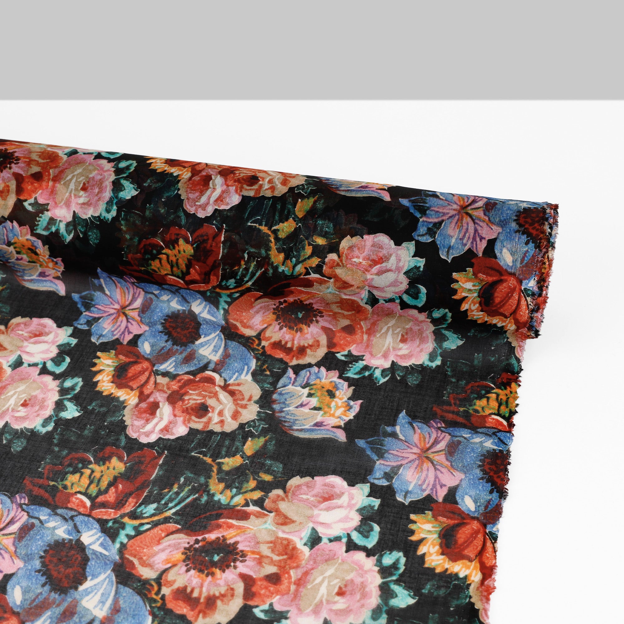 Liberty Chloe Cotton Chiffon - Vampires Bouquet/X
