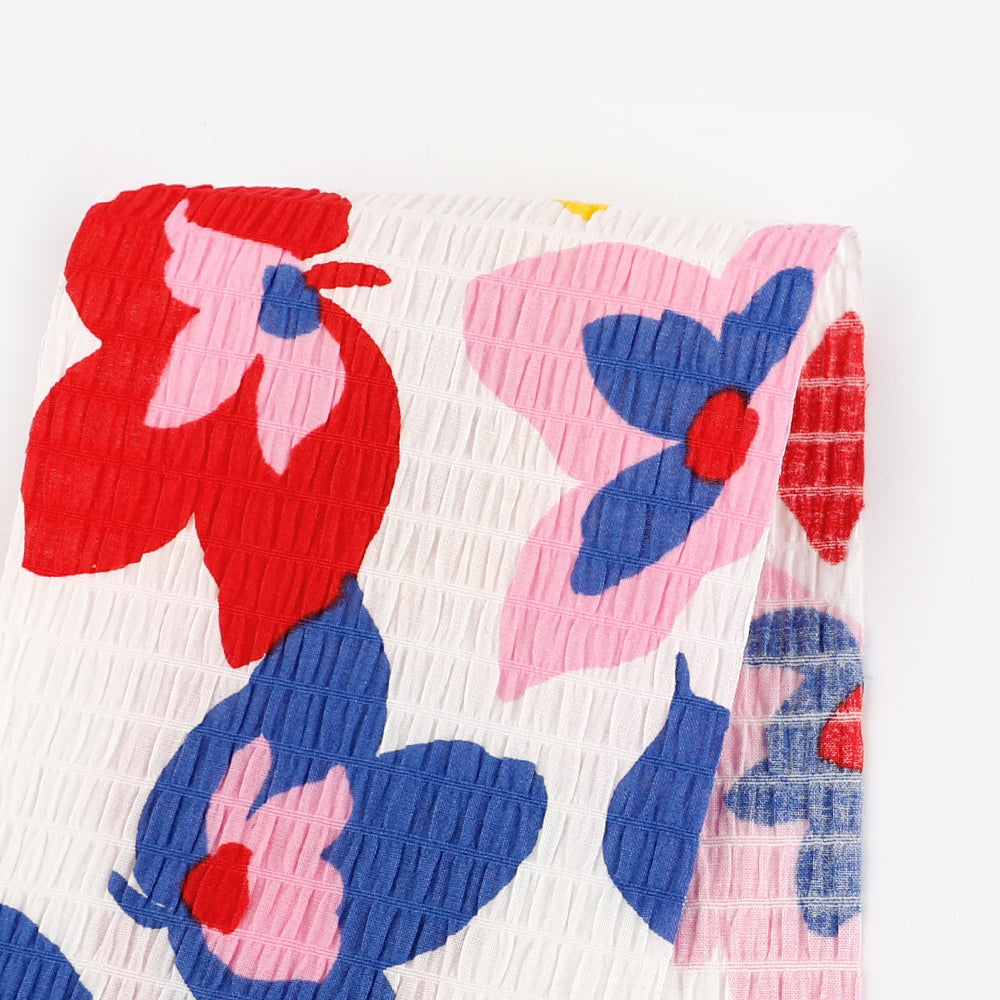 Bold_Floral_Seersucker_Swatch.jpg