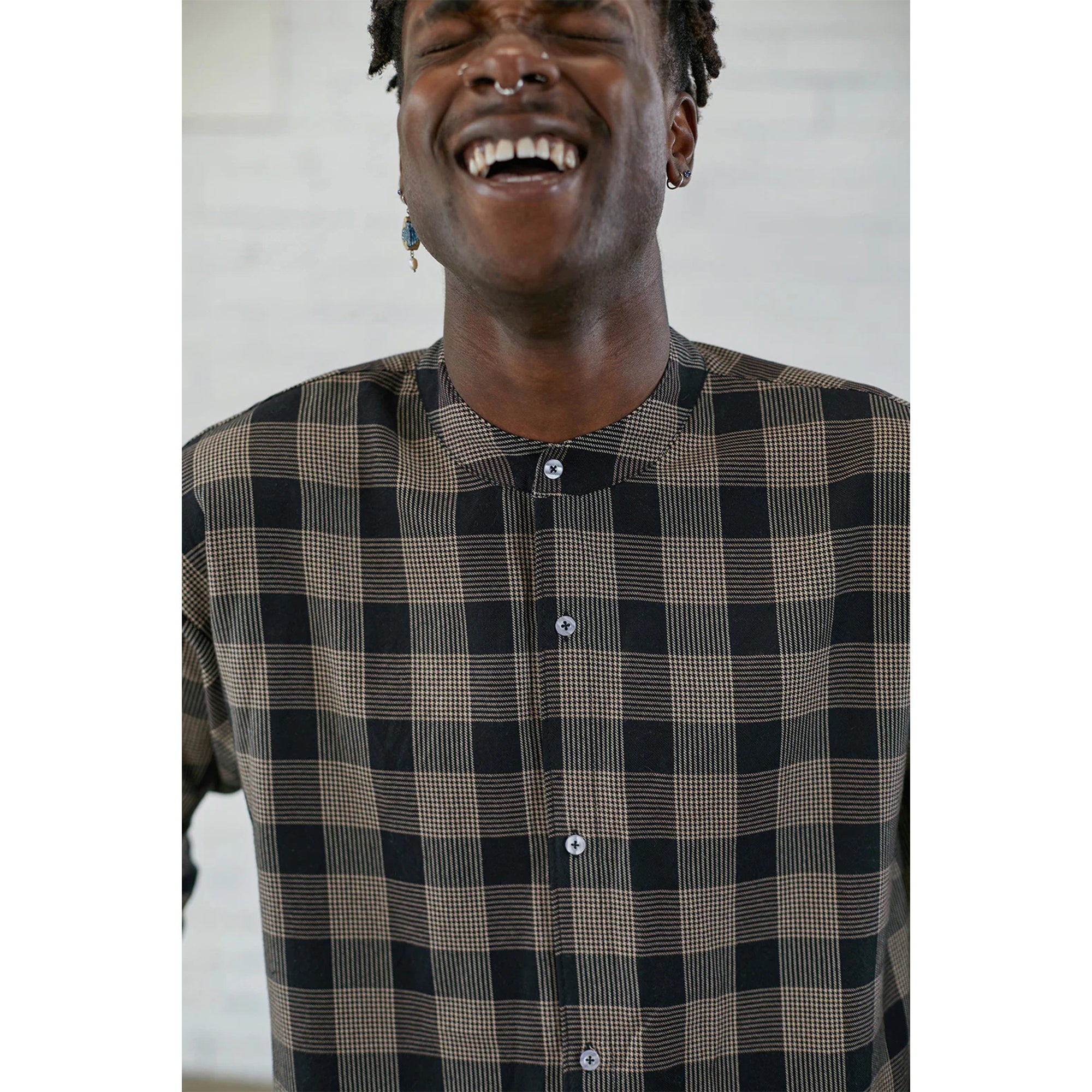 ElbeCornellShirt_0004_CornellShirtCloseup2.jpg