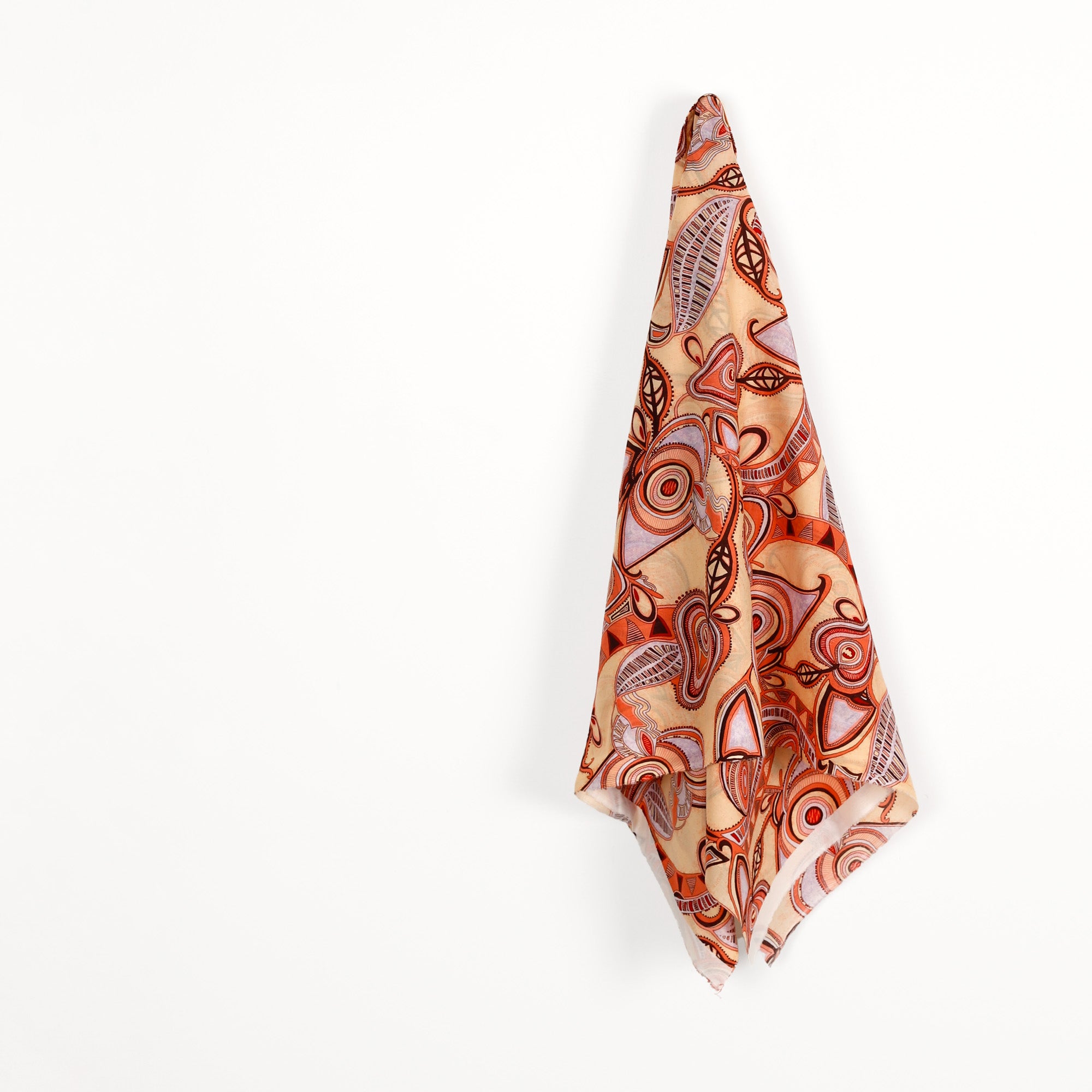 Eye_Of_The_Strawberry-Cream-Hang.jpg