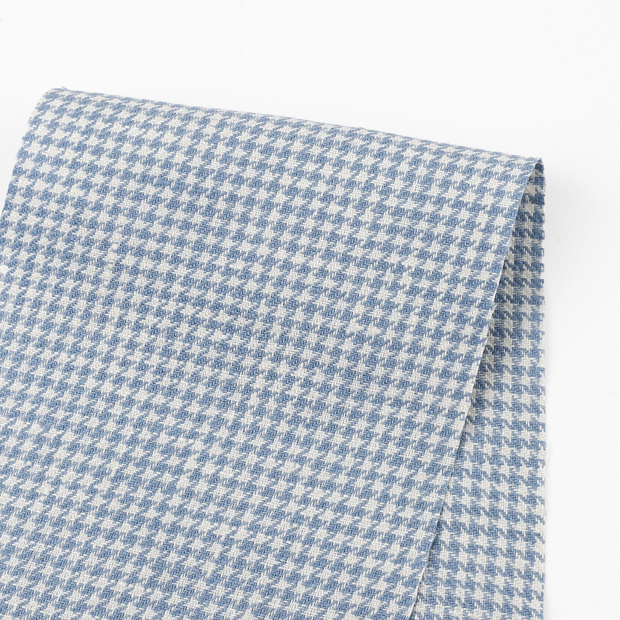 Houndstooth_Linen_Blue_Swatch.jpg