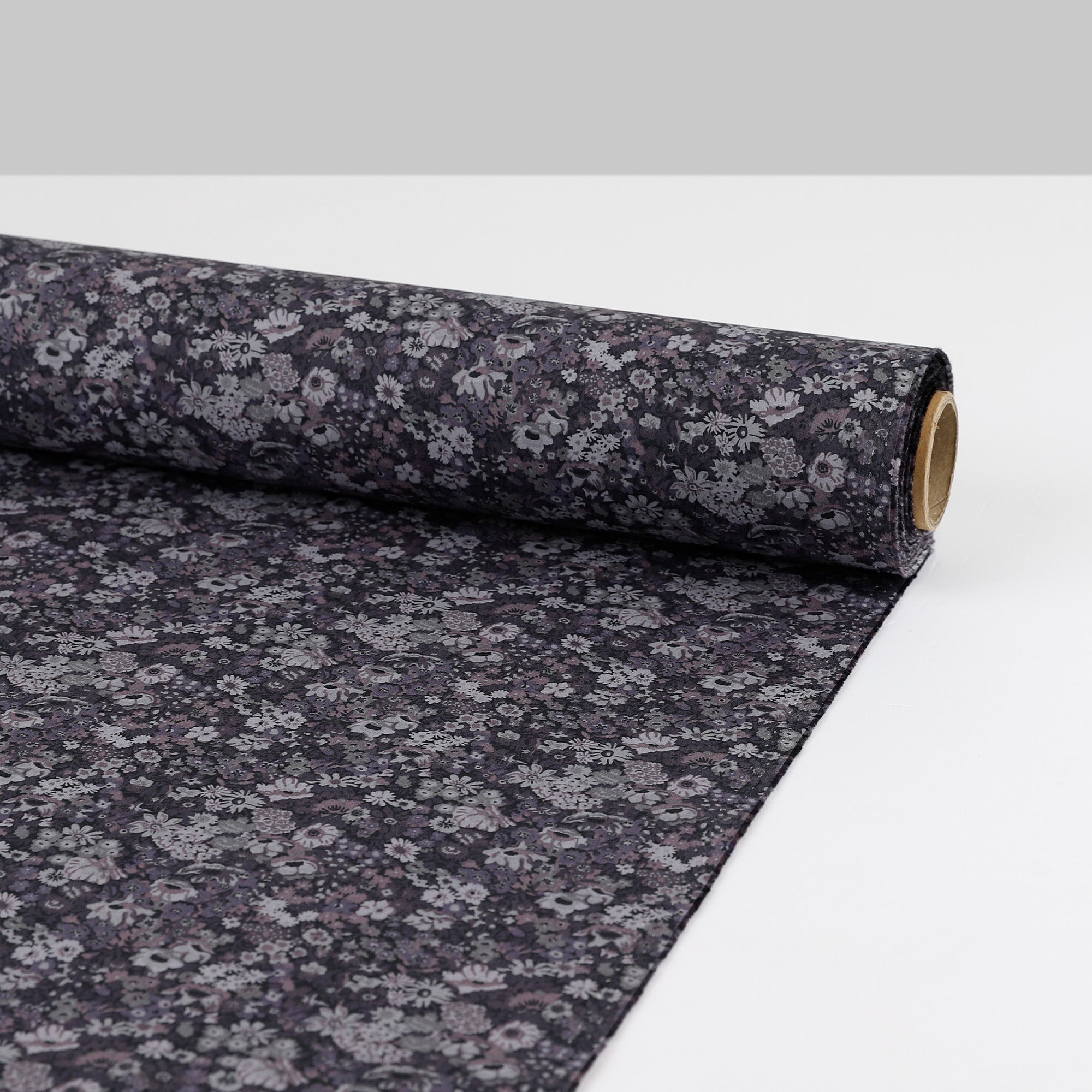 Liberty Piccadilly Poplin - Thorpe Hill/B