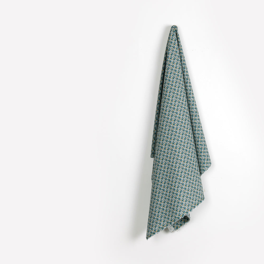 Liberty_Piccadilly_Poplin_Mosaic_C_Hang.jpg