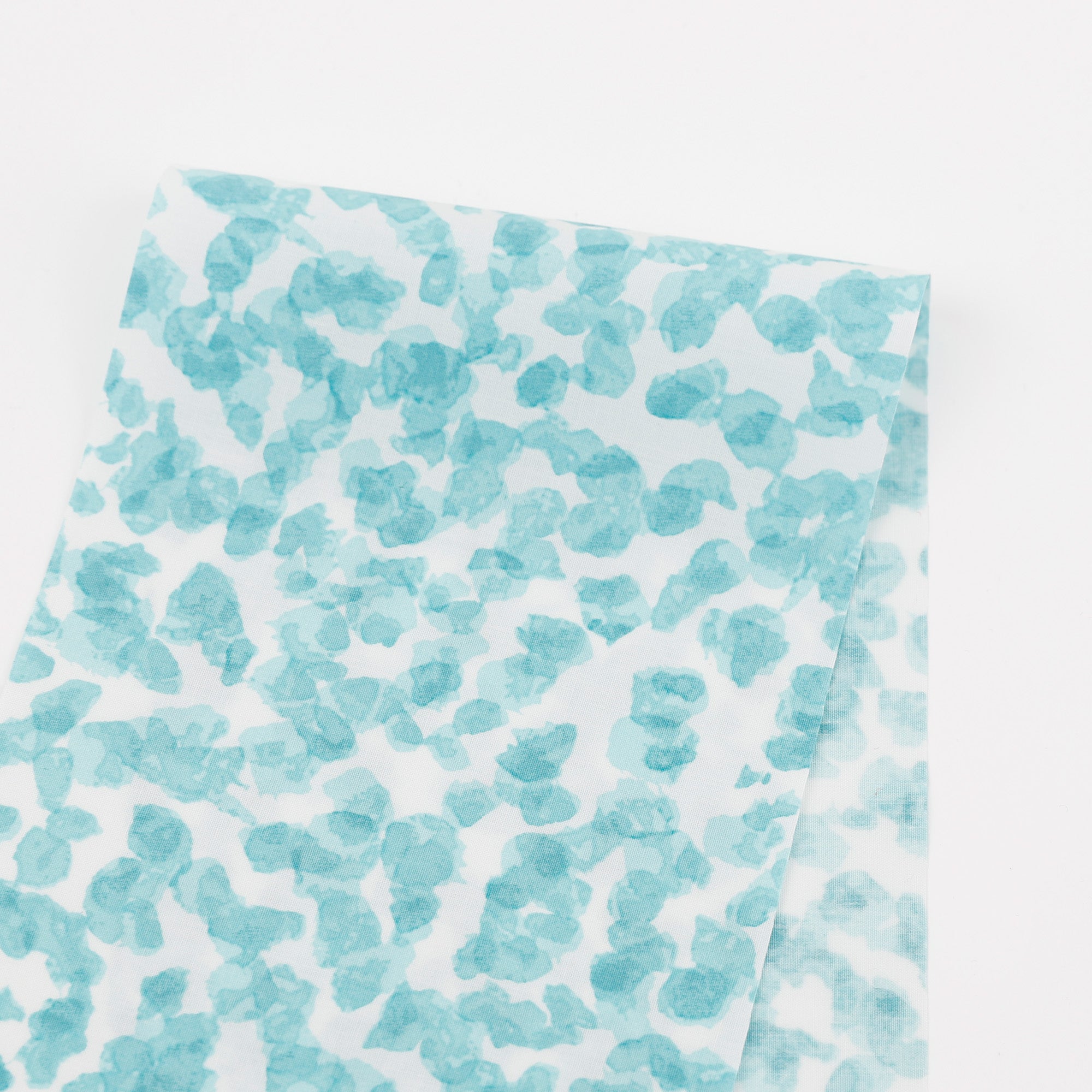 NZOnlyCottonPoplinPaintSplotchIceyAW.jpg