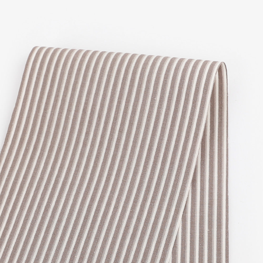 Seersucker_Stripe_Linen_Swatch.jpg
