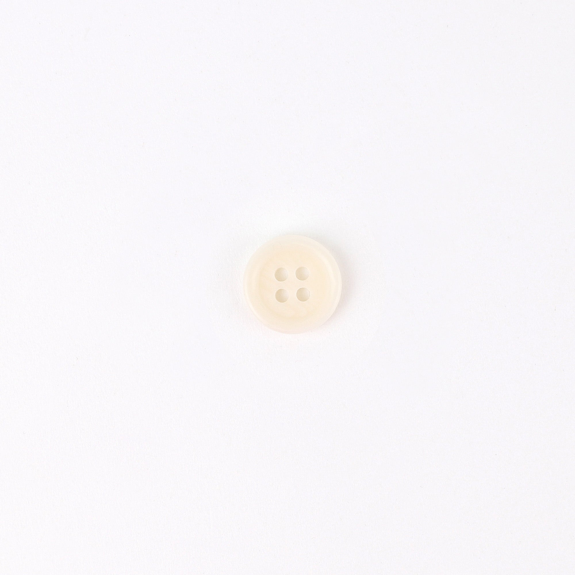 White_Button-Small_fef424f0-399f-41de-ba5e-2cb5111e047c.jpg